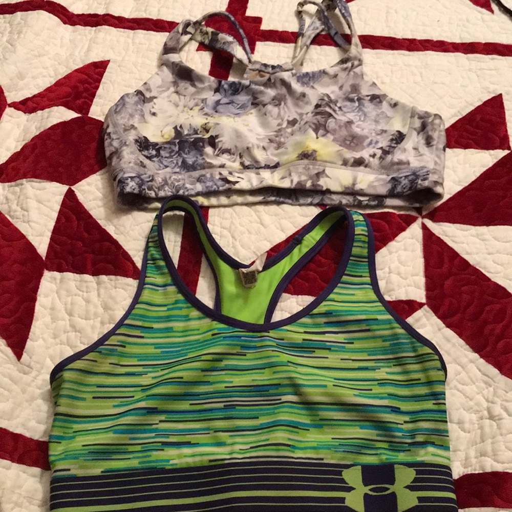 2 sports bras!! One flower one green